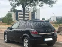 Usado Opel Astra Sport 110 CV (80 kW) 2009 Negro Berlina