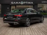 Używany Mercedes E300 320 KM (235 kW) 2021 Czarny Sedan/Limuzyna