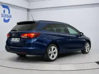 Usado Opel Astra Business 130 CV (95 kW) 2021 Azul Familiar