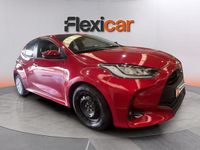 Usado Toyota Yaris Hybrid Active 116 CV (85 kW) 2023 Granate Berlina