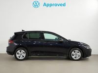 Usado VW Golf VIII Life 110 CV (80 kW) 2023 Negro profundo (efecto perla) Berlina