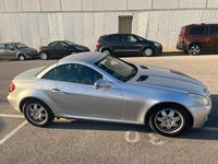 Usado Mercedes SLK200 184 CV (135 kW) 2008 Gris / plata Descapotable