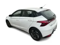 Usado Hyundai i20 100 CV (73 kW) 2021 Blanco Utilitario