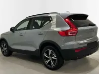 Nuevo Volvo XC40 Plus 163 CV (119 kW) 2026 Gris SUV