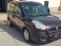 Usado Fiat Doblò Active 90 HP (66 kW) 2010 Vermelho Monovolume