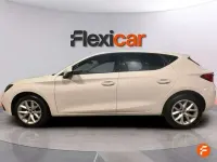 Usado Seat Leon ST Style 131 CV (96 kW) 2024 Blanco Familiar