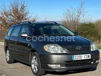 Usado Toyota Corolla Terra 90 CV (66 kW) 2004 Gris / plata Familiar