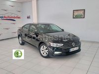 Usado VW Passat 120 CV (88 kW) 2020 Negro Berlina