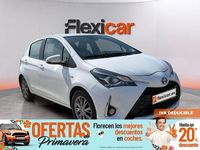 Usado Toyota Yaris Hybrid Active 100 CV (73 kW) 2019 Blanco