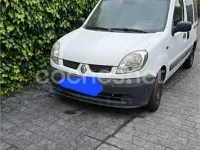 Usado Renault Kangoo 105 CV (77 kW) 2009 Blanco Monovolumen
