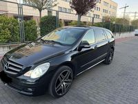Usado Mercedes R320 224 CV (164 kW) 2009 Negro Monovolumen