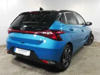 Usado Hyundai i20 100 CV (73 kW) 2021 Azul Utilitario