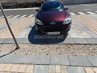 Begagnad Peugeot 407 110 HK (80 kW) 2007 Röd Sedan