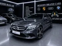 Usado Mercedes C300e 306 CV (225 kW) 2021 Gris / plata Berlina