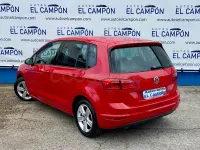 Usado VW Golf Sportsvan 110 CV (80 kW) 2015 Rojo Monovolumen