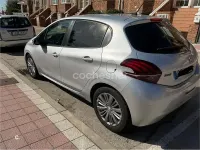 Usado Peugeot 208 Style 100 CV (73 kW) 2016 Gris / plata Utilitario