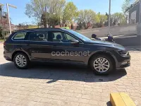 Usado VW Passat Advance 150 CV (110 kW) 2019 Gris / plata Familiar