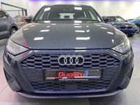 Usado Audi A3 116 CV (85 kW) 2021 Gris / plata Berlina