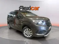 Usado Opel Combo Elegance 130 CV (95 kW) 2021 Gris Monovolumen