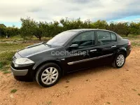 Usado Renault Mégane II Authentique 110 CV (80 kW) 2003 Negro Berlina