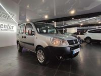 Usado Fiat Doblò Family 120 CV (88 kW) 2006 Gris Monovolumen