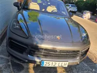 Usado Porsche Cayenne 462 CV (339 kW) 2020 Gris / plata SUV