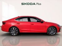 Usado Skoda Octavia Selection 150 CV (110 kW) 2024 Rojo