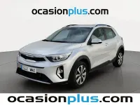 Käytetty Kia Stonic 101 HP (74 kW) 2024 Harmaa Katumaasturi