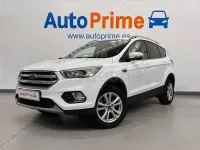 Usado Ford Kuga Trend 150 CV (110 kW) 2018 Blanco SUV