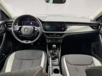 Usado Skoda Kamiq Style 110 CV (80 kW) 2022 Blanco SUV