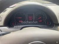 Usado Audi A4 115 CV (84 kW) 2002 Gris / plata Familiar