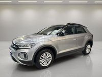 Usado VW T-Roc Life 150 CV (110 kW) 2023 Gris / plata SUV