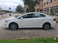 Usado Toyota Avensis Advance 124 CV (91 kW) 2013 Blanco Berlina