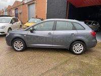 Usado Seat Ibiza ST Style 105 CV (77 kW) 2012 Gris / plata Familiar