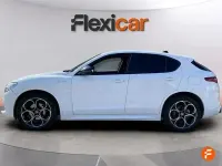 Usado Alfa Romeo Stelvio Veloce 210 CV (154 kW) 2022 Blanco SUV