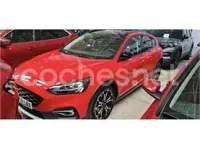 Usado Ford Focus Active 125 CV (91 kW) 2019 Rojo Berlina