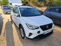 Usado Seat Arona Style Plus 110 CV (80 kW) 2021 Blanco SUV