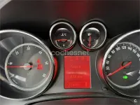 Usado Opel Astra Cosmo 110 HP (80 kW) 2010 Cinzento Sedan