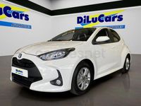 Usado Toyota Yaris Hybrid Business Edition 116 CV (85 kW) 2022 Blanco Berlina