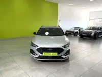 Usado Ford Focus ST-Line 125 CV (91 kW) 2024 Plateado Familiar