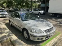 Usado Honda Civic SR 125 CV (91 kW) 2000 Gris / plata Coupe