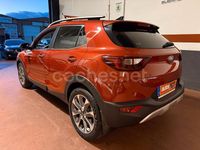 Usado Kia Stonic 100 CV (73 kW) 2019 Granate SUV