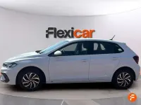 Usado VW Polo Life 95 CV (69 kW) 2023 Blanco Utilitario