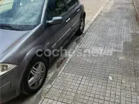 Usado Renault Mégane GrandTour Expression 100 CV (73 kW) 2005 Gris / plata Familiar