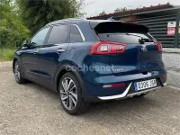 Käytetty Kia Niro 141 HP (103 kW) 2016 Sininen Katumaasturi