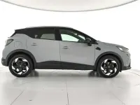 Usado Renault Captur Techno 100 CV (73 kW) 2025 Gris SUV