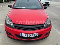 Usado Opel Astra GTC Cosmo 120 CV (88 kW) 2007 Rojo Berlina