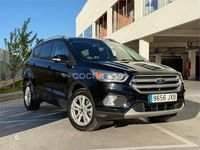Usado Ford Kuga Business Edition 120 HP (88 kW) 2017 Preto SUV