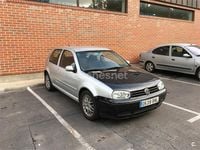 Usado VW Golf IV 110 CV (80 kW) 2001 Gris / plata Berlina