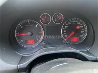 Usado Audi A3 Ambiente 100 CV (73 kW) 2004 Azul Utilitario